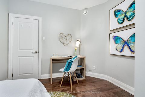 Photo 35 at 412 Wellesley Street E, South St. James Town, Toronto