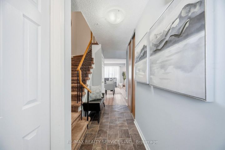 Photo 8 at 16 Ferri Crescent, Heart Lake West, Brampton