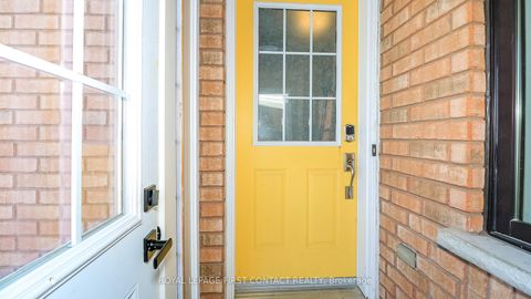 Photo 4 at 34 Ridwell Street, Edgehill Drive, Barrie