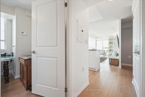 Photo 9 at 1502 - 125 Western Battery Road, Niagara, Toronto