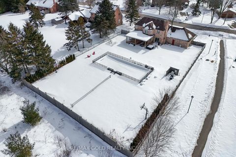 Photo 4 at 72 Goodfellow Crescent, Nobleton, King