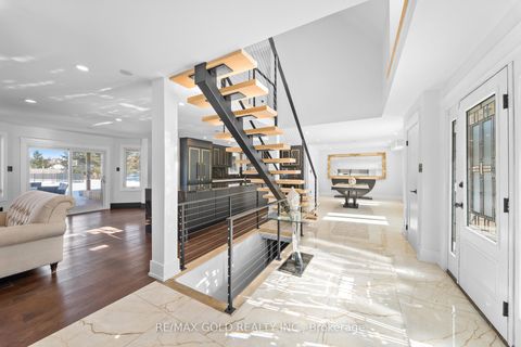 Photo 9 at 72 Goodfellow Crescent, Nobleton, King