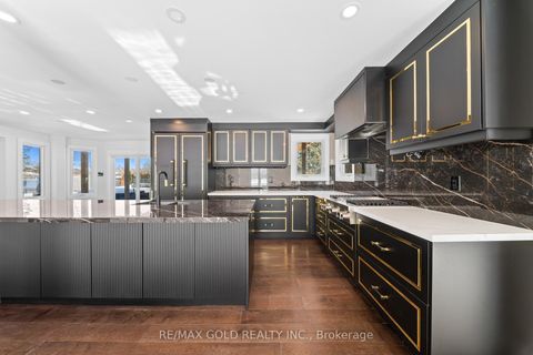 Photo 16 at 72 Goodfellow Crescent, Nobleton, King