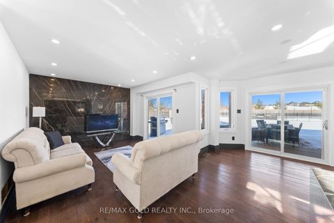 Photo 23 at 72 Goodfellow Crescent, Nobleton, King