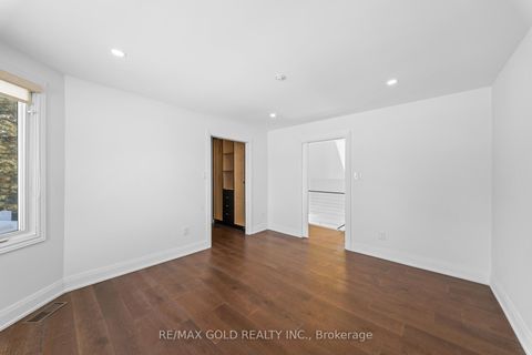 Photo 34 at 72 Goodfellow Crescent, Nobleton, King