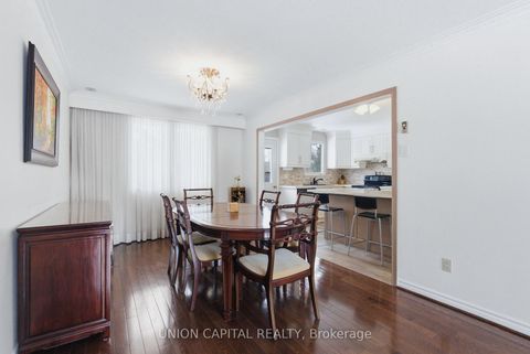 Photo 4 at 60 Groomsport Crescent, Sullivan, Toronto