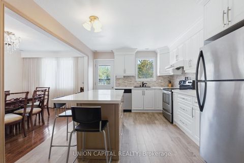 Photo 7 at 60 Groomsport Crescent, Sullivan, Toronto