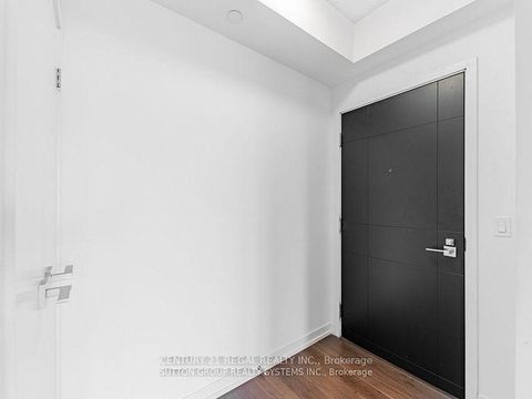 Photo 2 at 3016 - 98 Lillian Street, Mount Pleasant West, Toronto