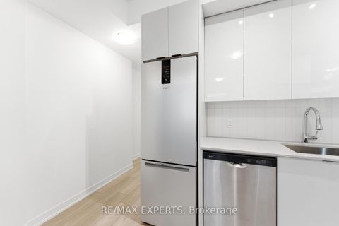 Photo 10 at 1101 - 474 Caldari Road, Concord, Vaughan