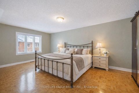 Photo 5 at 124 Rushbrook Drive, Summerhill Estates, Newmarket