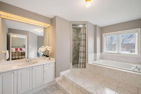 Photo 6 at 124 Rushbrook Drive, Summerhill Estates, Newmarket