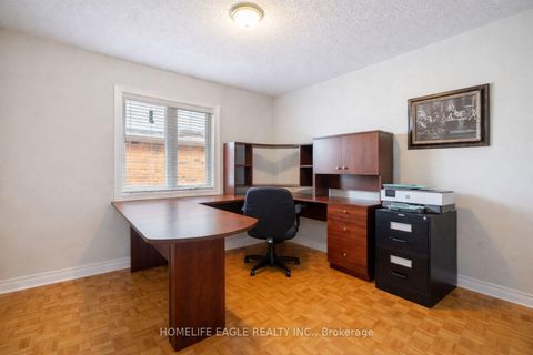 Photo 10 at 124 Rushbrook Drive, Summerhill Estates, Newmarket