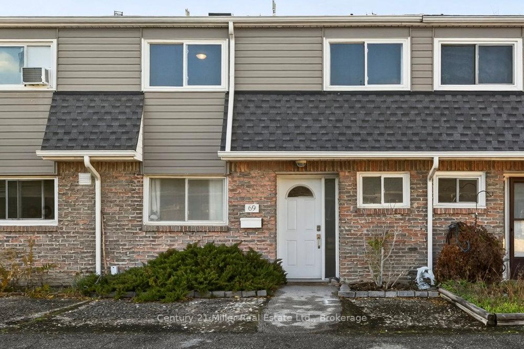 69 - 2050 Upper Middle Road, Brant Hills, Burlington 