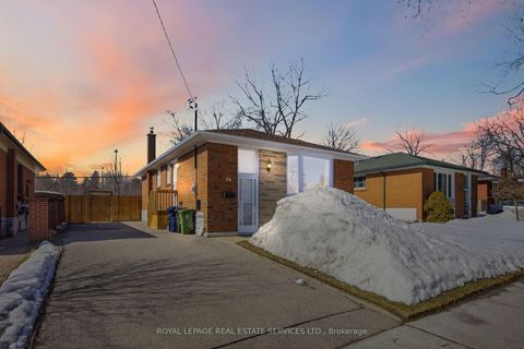 Photo 1 at 66 Melchior Drive, West Hill, Toronto