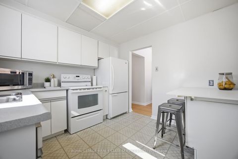 Photo 13 at 66 Melchior Drive, West Hill, Toronto