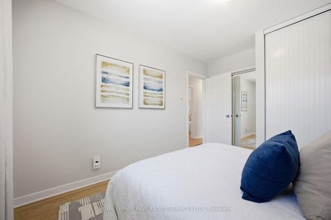 Photo 18 at 66 Melchior Drive, West Hill, Toronto