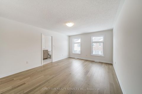 Photo 21 at 87 Adario Crescent, Vellore Village, Vaughan