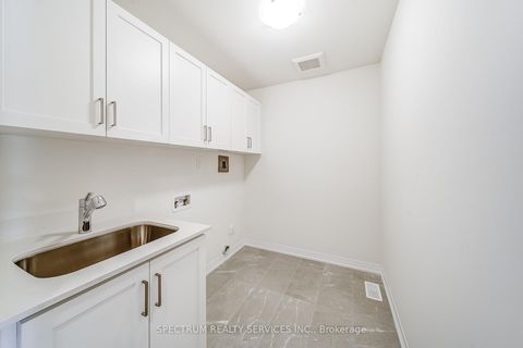 Photo 34 at 87 Adario Crescent, Vellore Village, Vaughan