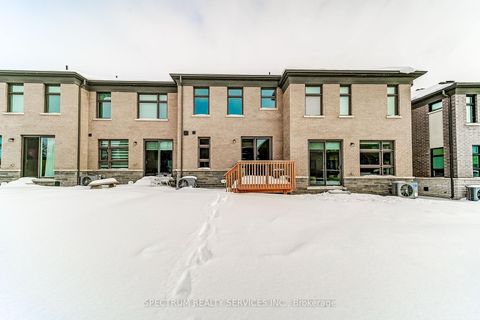 Photo 37 at 87 Adario Crescent, Vellore Village, Vaughan