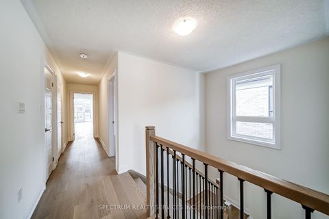 Photo 24 at 84 Adario Crescent, Vellore Village, Vaughan
