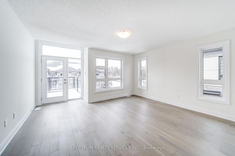 Photo 25 at 84 Adario Crescent, Vellore Village, Vaughan