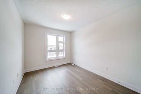 Photo 38 at 84 Adario Crescent, Vellore Village, Vaughan