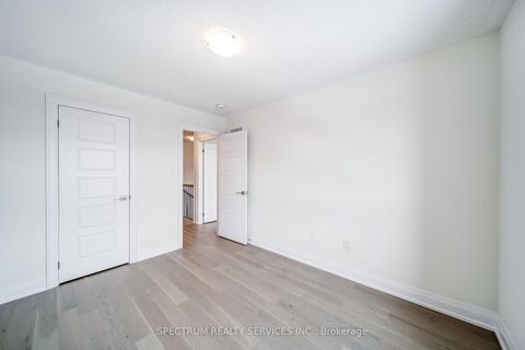 Photo 39 at 84 Adario Crescent, Vellore Village, Vaughan