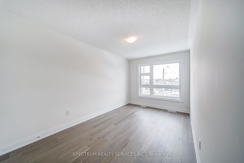 Photo 40 at 84 Adario Crescent, Vellore Village, Vaughan