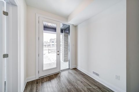 Photo 42 at 84 Adario Crescent, Vellore Village, Vaughan