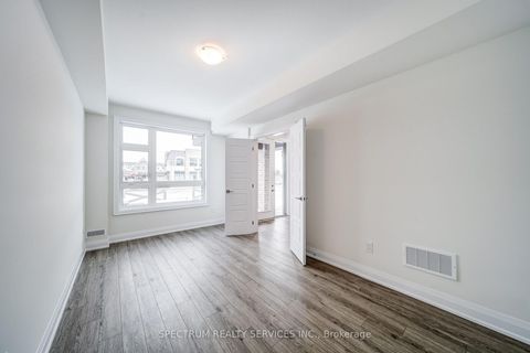 Photo 45 at 84 Adario Crescent, Vellore Village, Vaughan