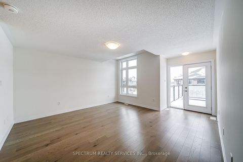 Photo 19 at 132 Adario Crescent, Vellore Village, Vaughan