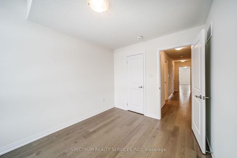 Photo 29 at 132 Adario Crescent, Vellore Village, Vaughan