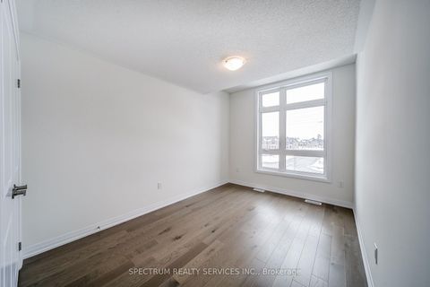 Photo 30 at 132 Adario Crescent, Vellore Village, Vaughan