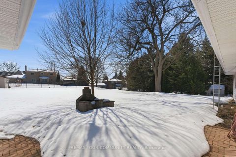 Photo 27 at 29 Patricia Drive, King City, King