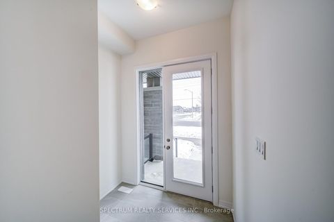 Photo 14 at 136 Adario Crescent, Vellore Village, Vaughan