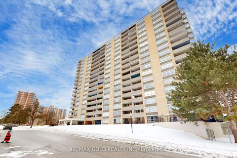 Photo 2 at 711 - 40 Panorama Court, Jamestown, Toronto