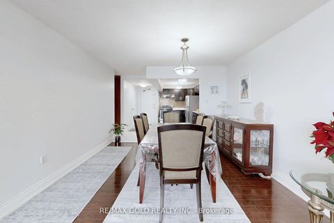 Photo 13 at 711 - 40 Panorama Court, Jamestown, Toronto