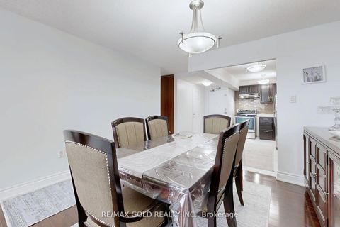 Photo 14 at 711 - 40 Panorama Court, Jamestown, Toronto