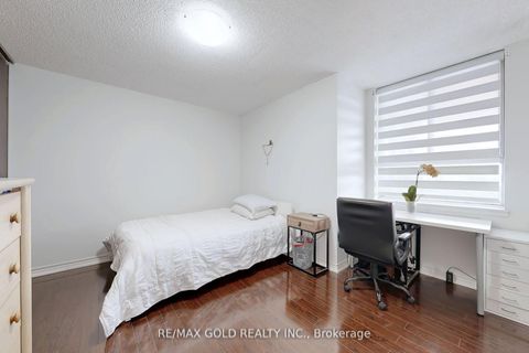 Photo 33 at 711 - 40 Panorama Court, Jamestown, Toronto