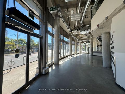 Photo 3 at 4 - 2 Eastern Avenue, Moss Park, Toronto