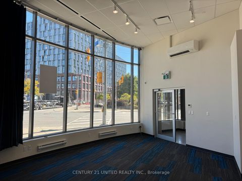 Photo 5 at 4 - 2 Eastern Avenue, Moss Park, Toronto