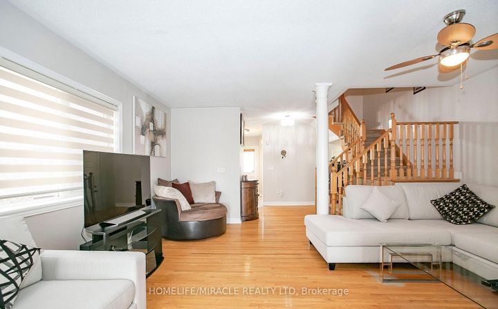 Photo 8 at 29 Dewridge Court, Wellington, Brampton