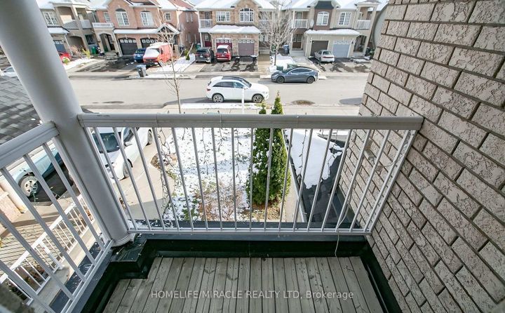 Photo 26 at 29 Dewridge Court, Wellington, Brampton