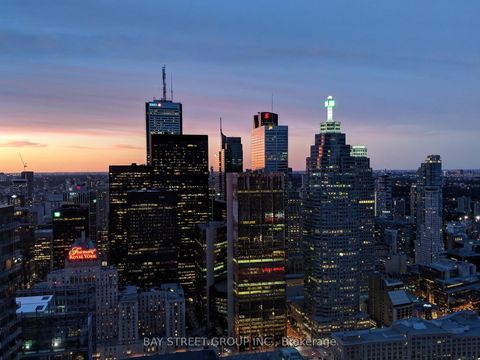 Photo 11 at 6103 - 100 Harbour Street, Waterfront Communities C1, Toronto