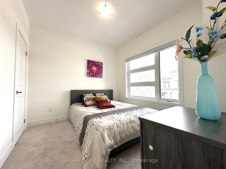 Photo 18 at 124 Hilts Drive, Rural Richmond Hill, Richmond Hill