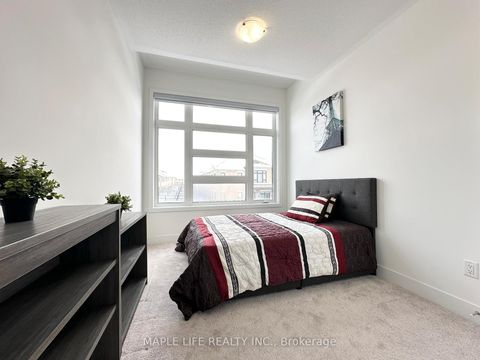 Photo 16 at 124 Hilts Drive, Rural Richmond Hill, Richmond Hill