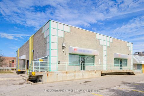 Photo 17 at 7 & 8 - 3390 Midland Avenue, Milliken, Toronto