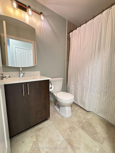 Photo 3 at 810 - 520 Steeles Avenue W, Yorkhill, Vaughan