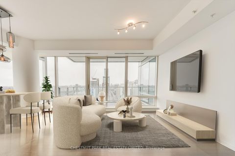 Photo 4 at 3205 - 180 University Avenue, Bay Street Corridor, Toronto