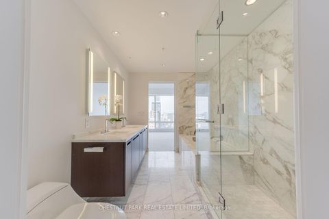 Photo 13 at 3205 - 180 University Avenue, Bay Street Corridor, Toronto